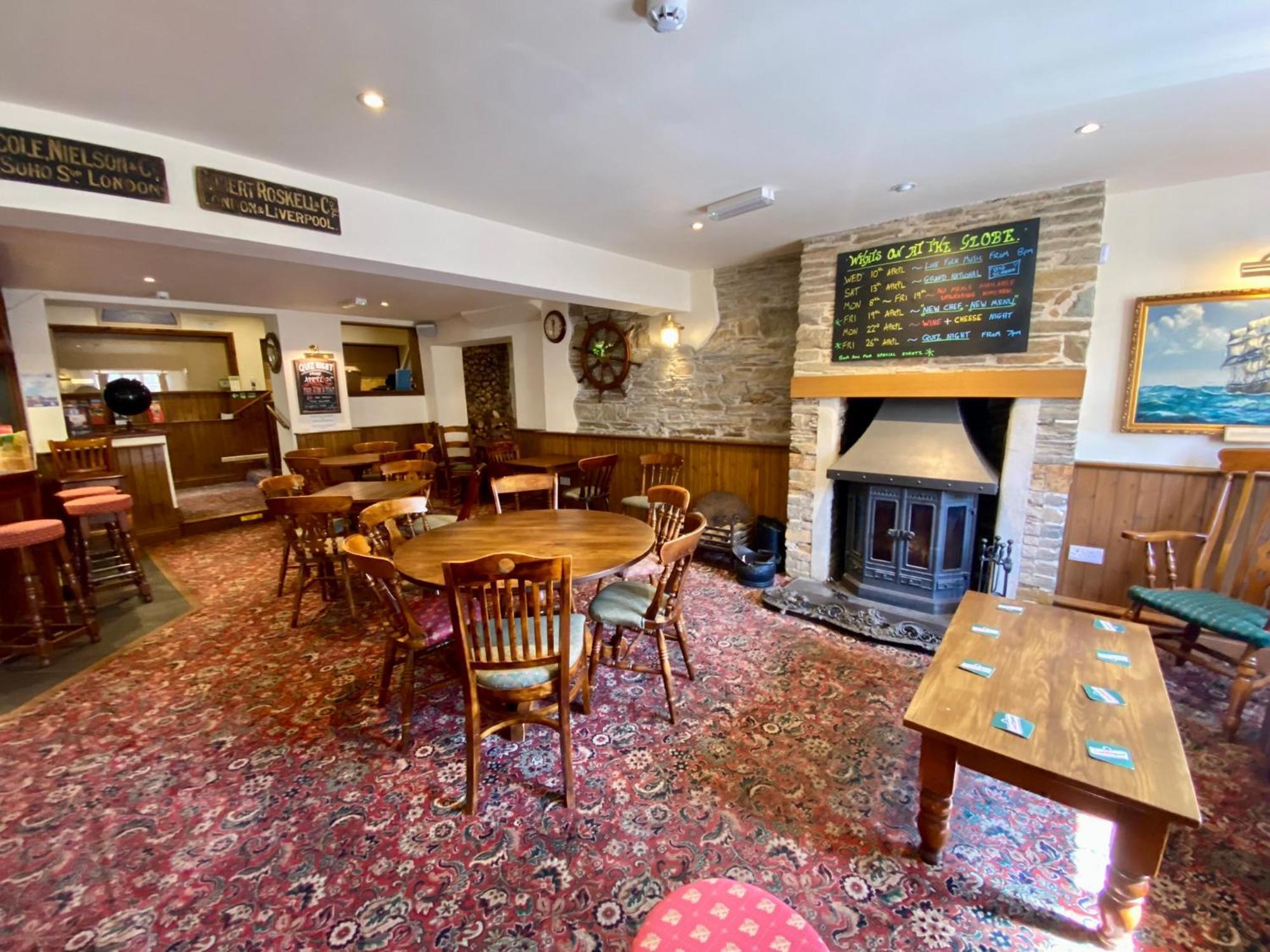 The Globe Inn Kingsbridge  Exterior photo
