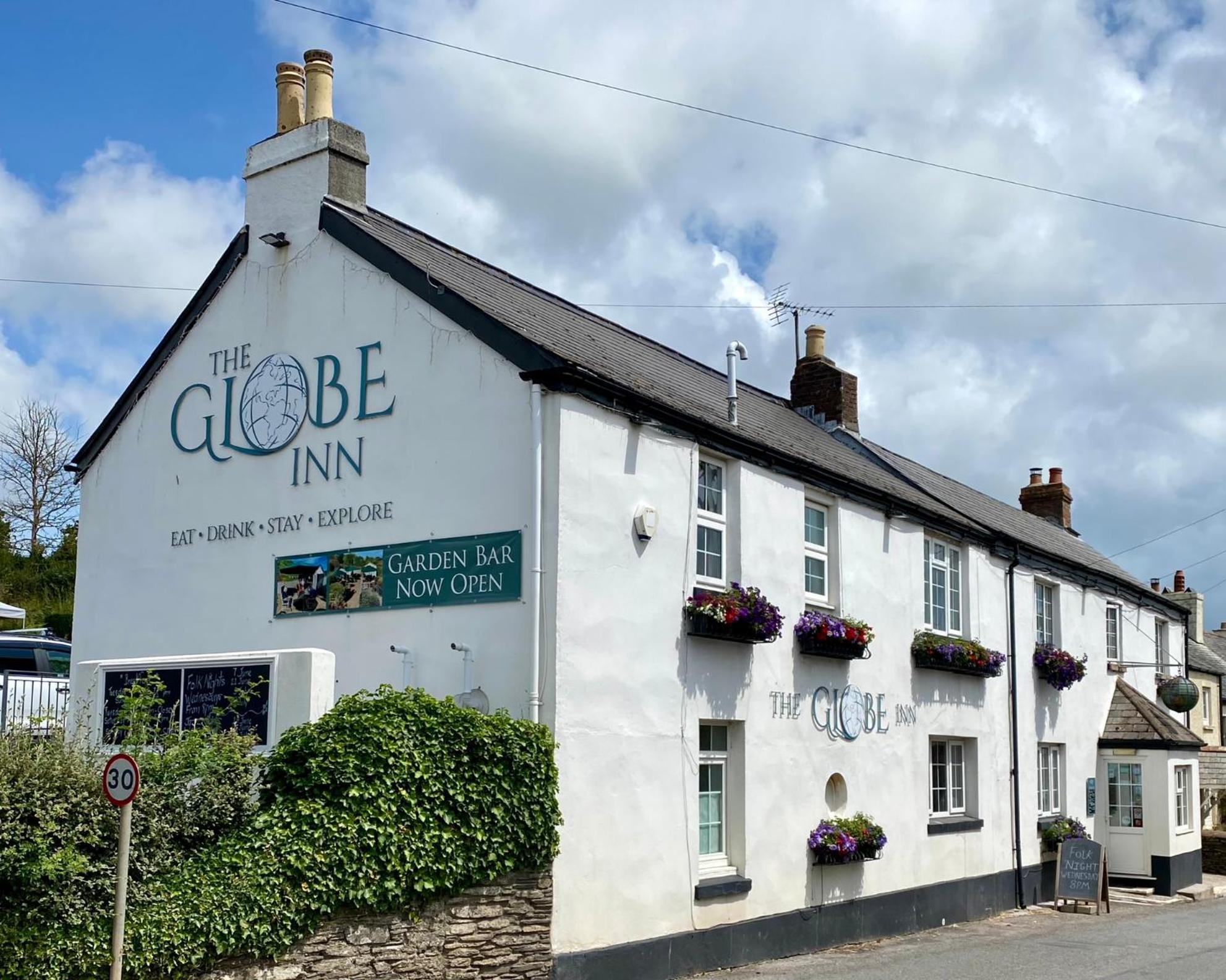 The Globe Inn Kingsbridge  Exterior photo